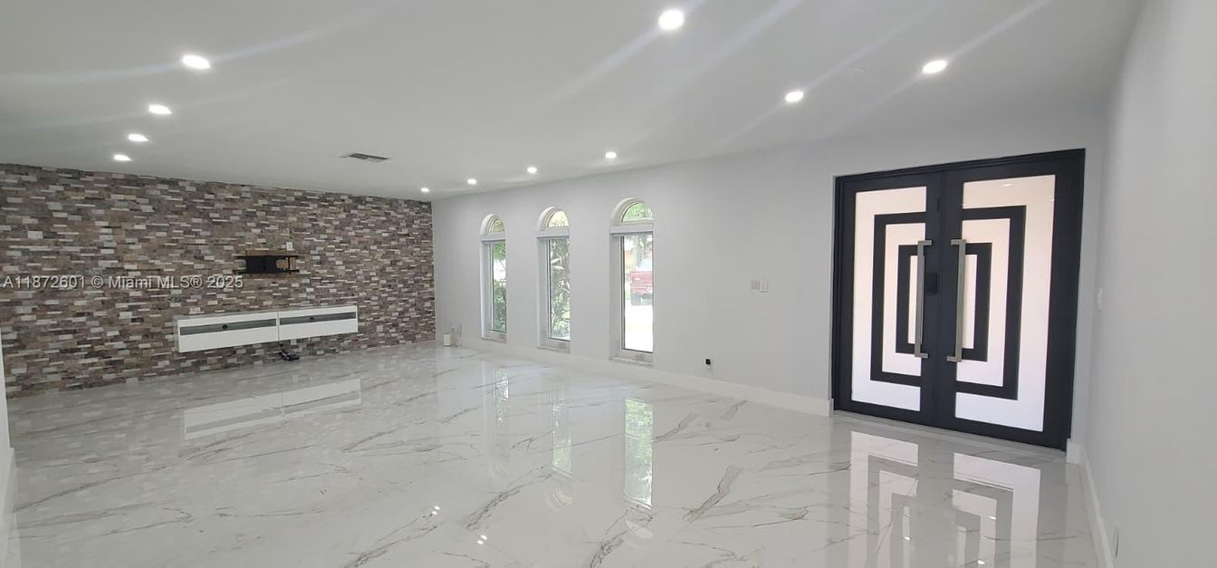 Empty room, Interior, Marble, Recessed Lighting, Stone Walls