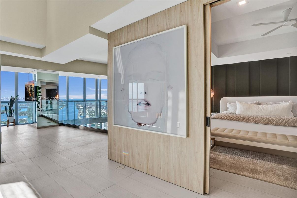Bedroom, Interior, Recessed Lighting, Water