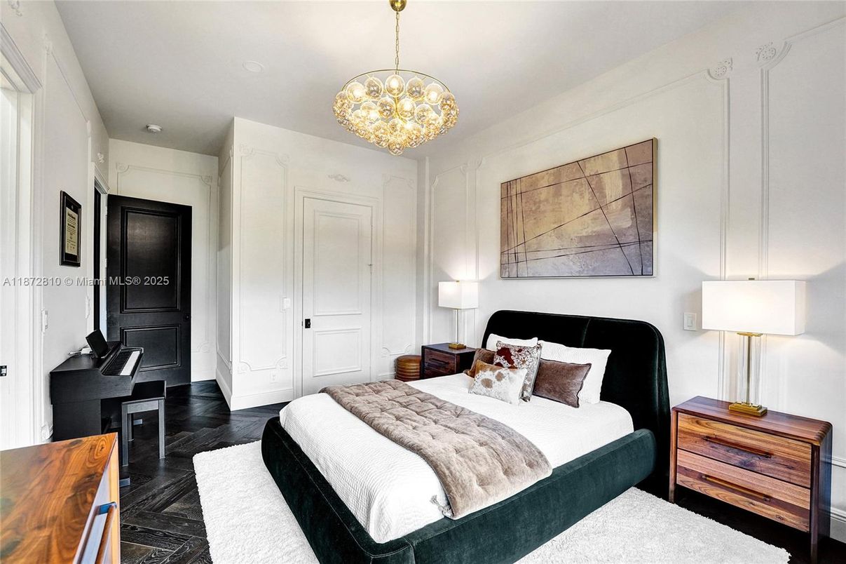 Bedroom, Interior, Pendant Lights, Wood Texture Flooring