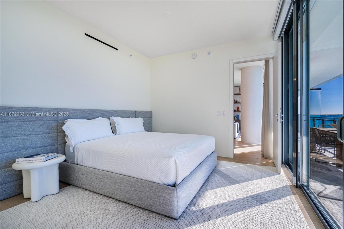 Bedroom, Interior, Water