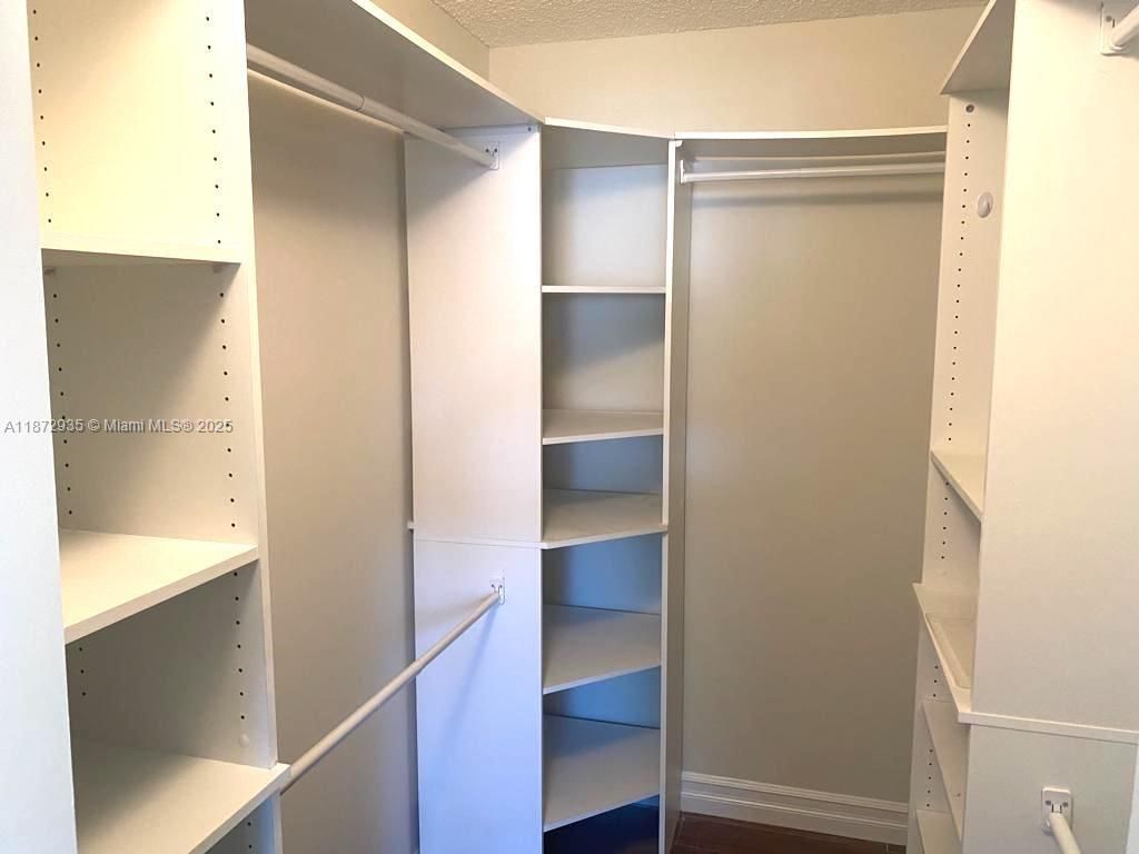 Interior, Walk-in Closets