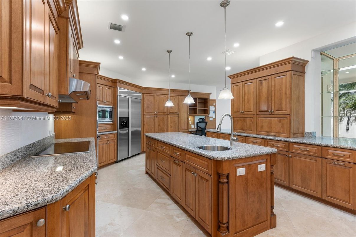 Interior, Kitchen, Pendant Lights, Recessed Lighting, Stainless Steel Appliances