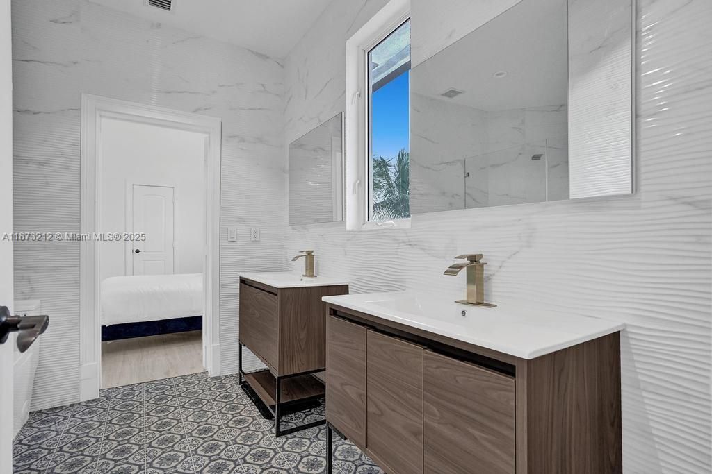 Bathroom, Dual Sink Vanities, Interior, Marble Walls