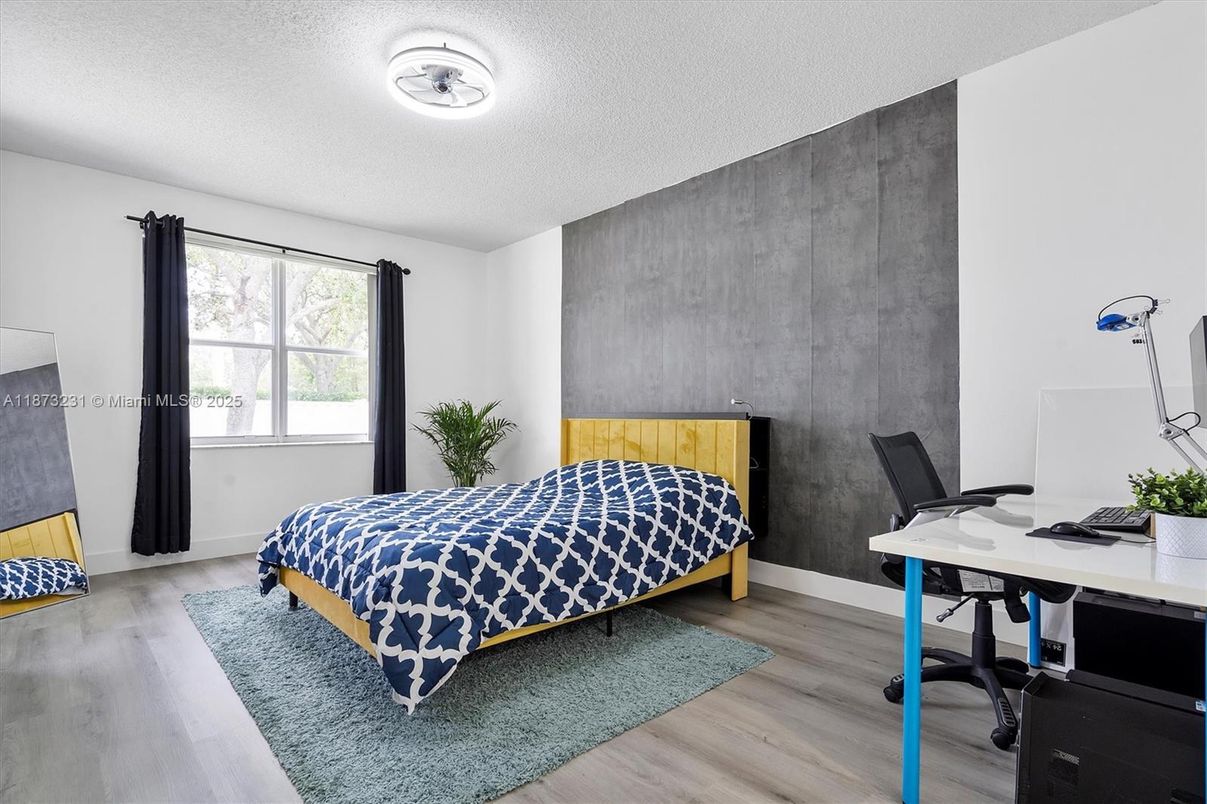 Bedroom, Home Office, Interior, Wood Texture Flooring