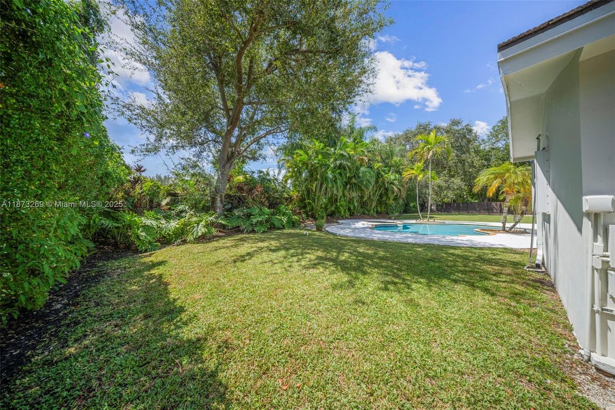 Backyard, Exterior, Pool