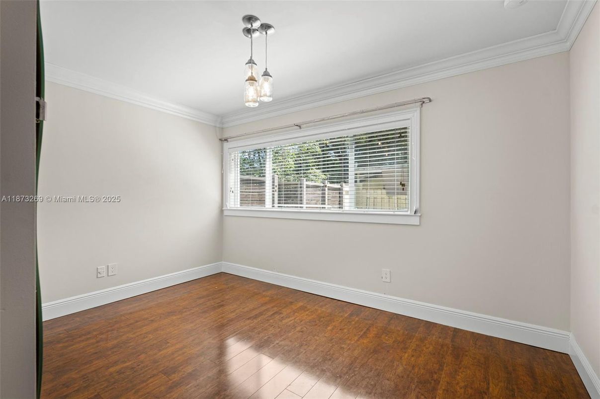 Empty room, Interior, Pendant Lights, Wood Texture Flooring