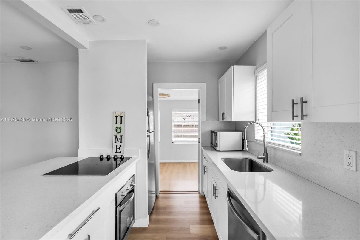 Interior, Kitchen, Wood Texture Flooring