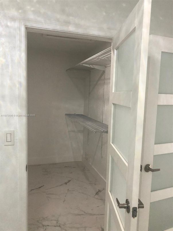 Interior, Marble, Walk-in Closets