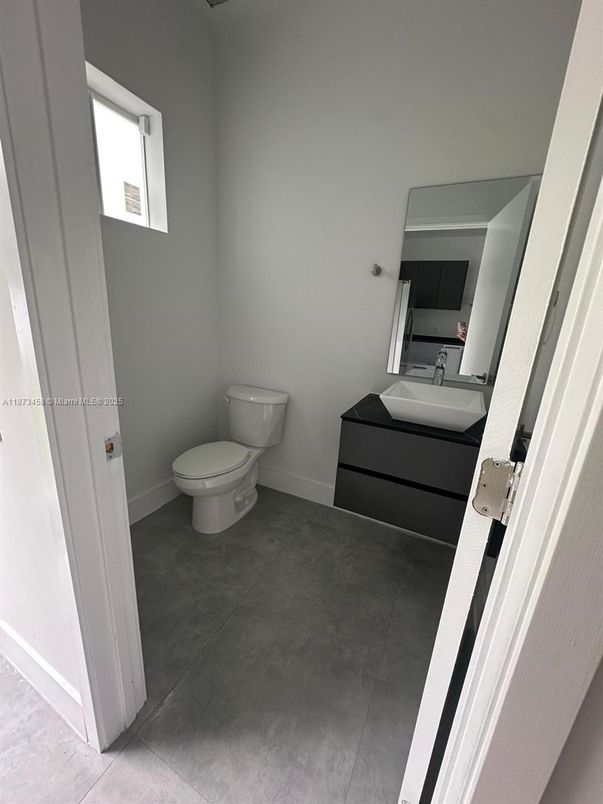 Bathroom, Interior