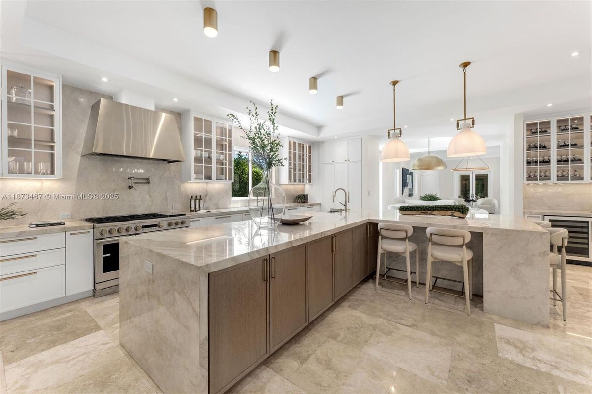 Interior, Kitchen, Pendant Lights, Recessed Lighting, Stainless Steel Appliances