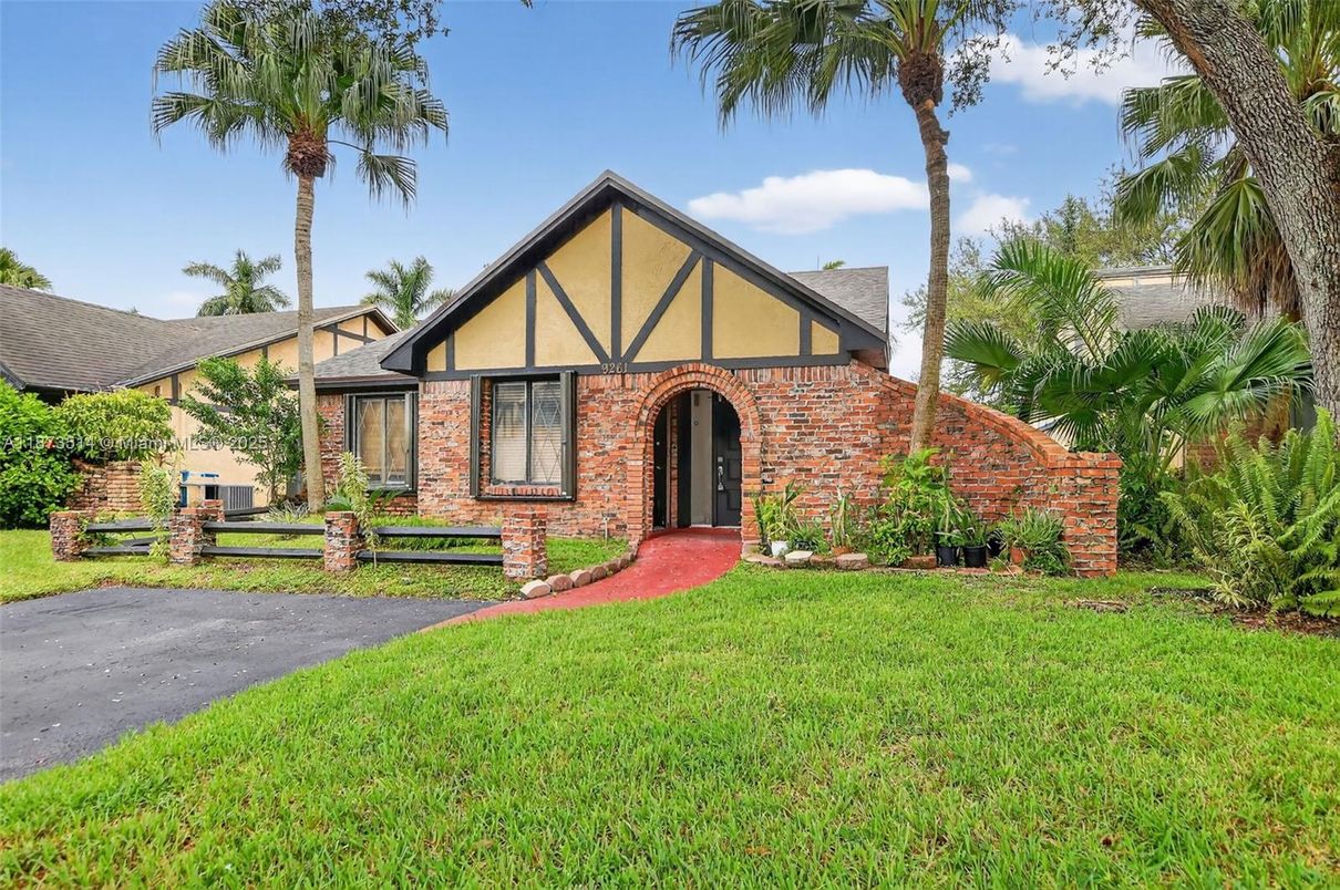 Backyard, Exterior, Facade, Brick Facade, Tudor Revival