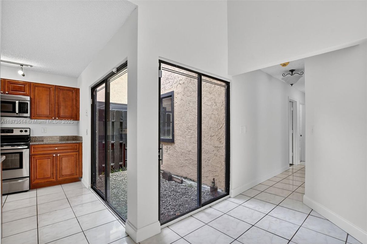 Interior, Kitchen, Stainless Steel Appliances