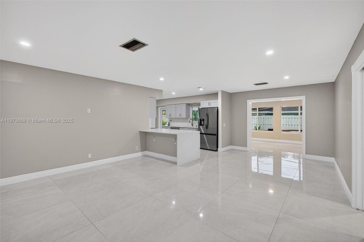 Interior, Kitchen, Recessed Lighting