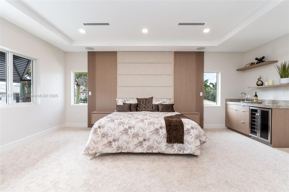 Bedroom, Interior, Recessed Lighting