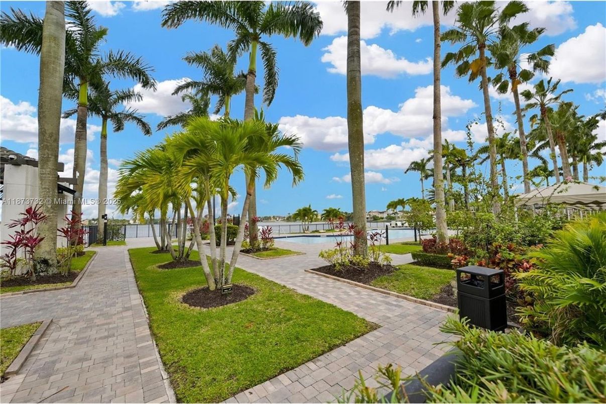 Backyard, Exterior, Pool, Water