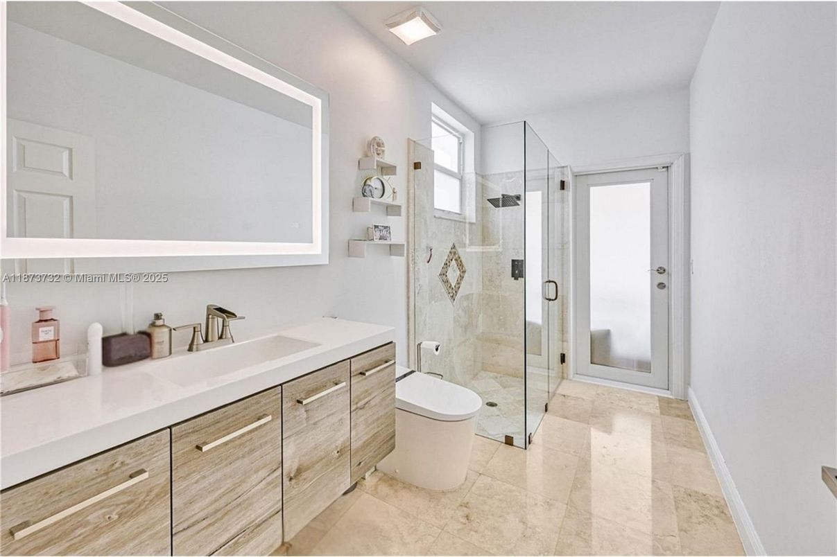 Bathroom, Glass Shower, Interior