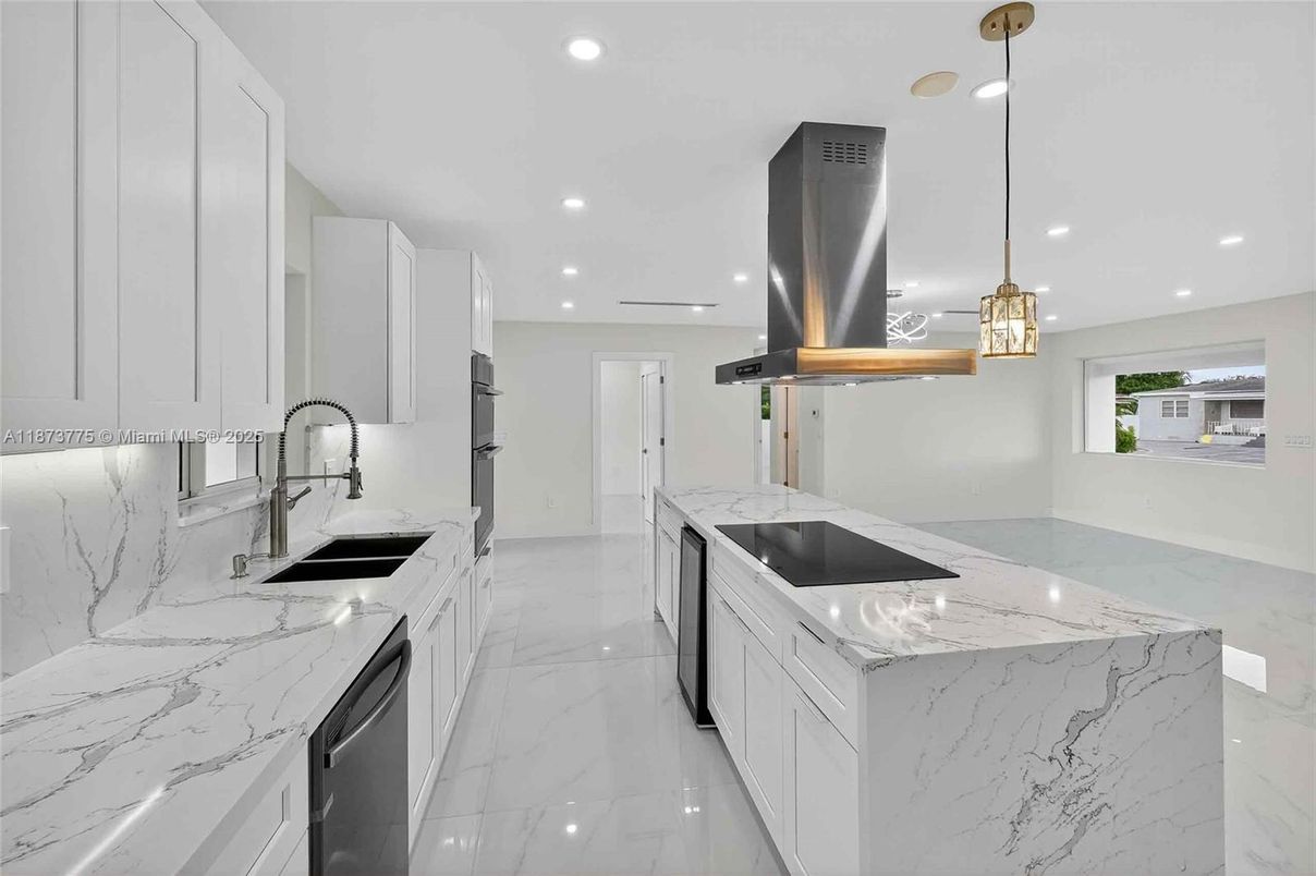 Interior, Kitchen, Marble, Pendant Lights, Recessed Lighting