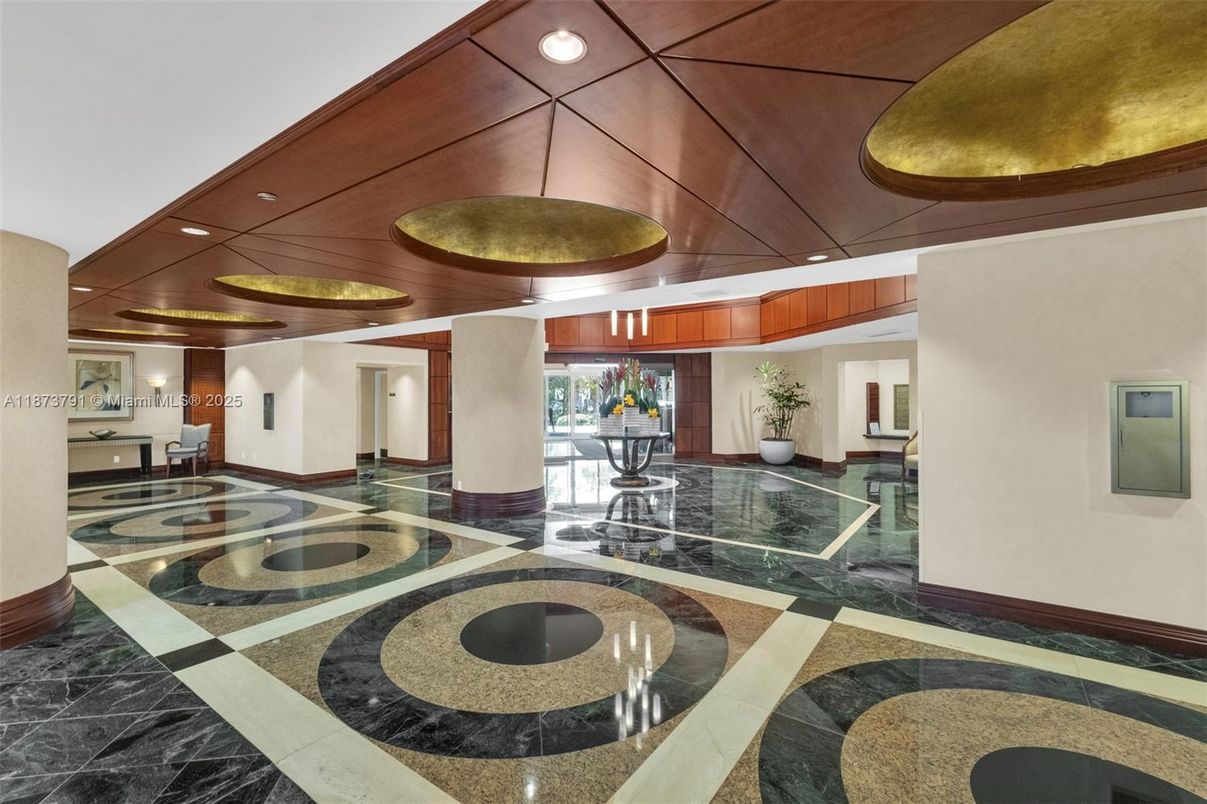 Interior, Marble, Recessed Lighting