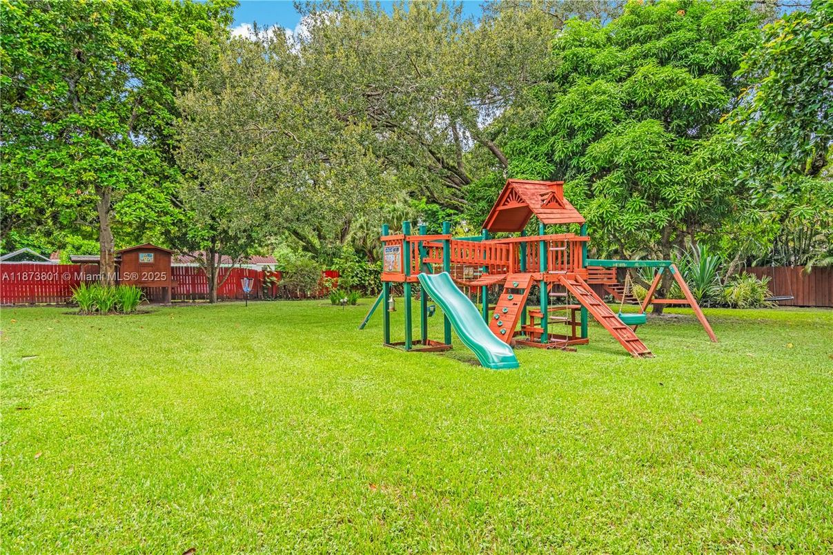 Backyard, Exterior, Playground