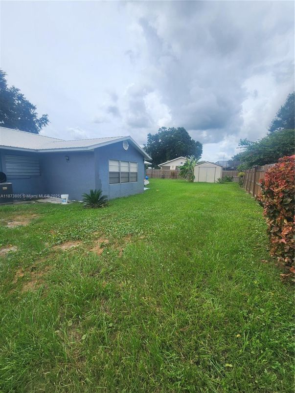 Backyard, Exterior