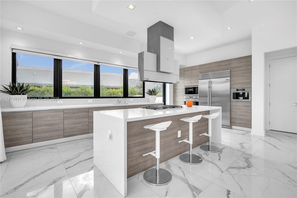 Interior, Kitchen, Marble, Recessed Lighting, Stainless Steel Appliances