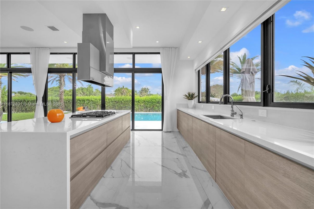 Interior, Kitchen, Marble, Recessed Lighting, Water