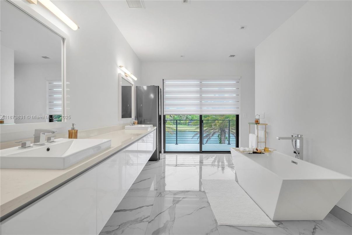 Bathroom, Dual Sink Vanities, Free Standing Baths, Interior, Marble