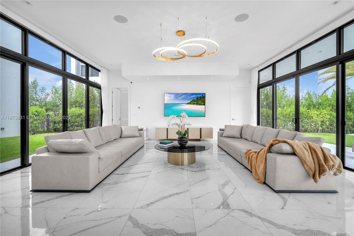 Interior, Living room, Marble, Pendant Lights, Recessed Lighting