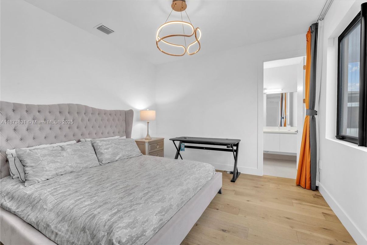 Bedroom, Interior, Pendant Lights, Wood Texture Flooring