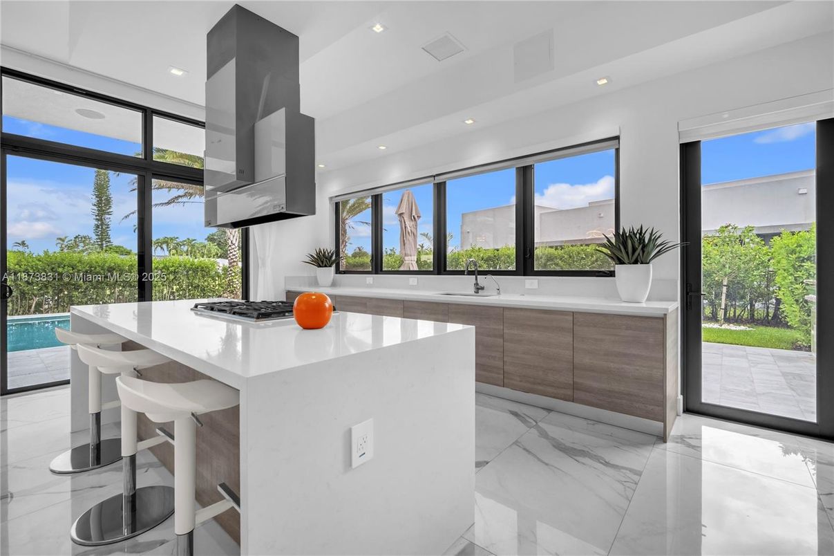 Interior, Kitchen, Marble, Recessed Lighting, Water