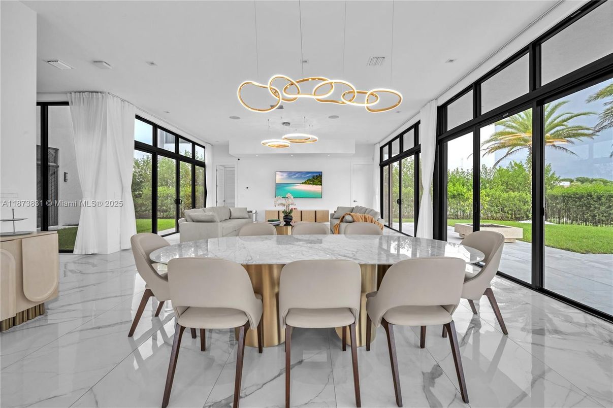 Dining room, Interior, Marble, Pendant Lights, Recessed Lighting