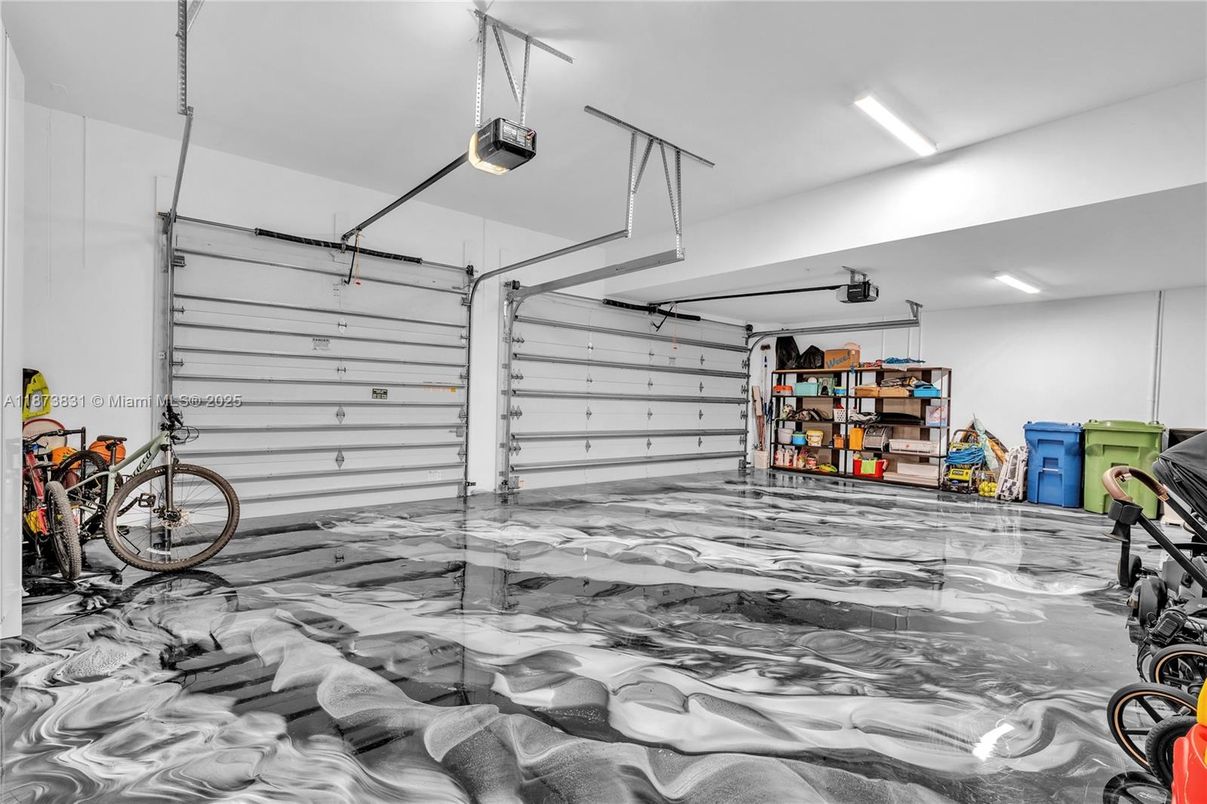 Garage, Interior, Recessed Lighting