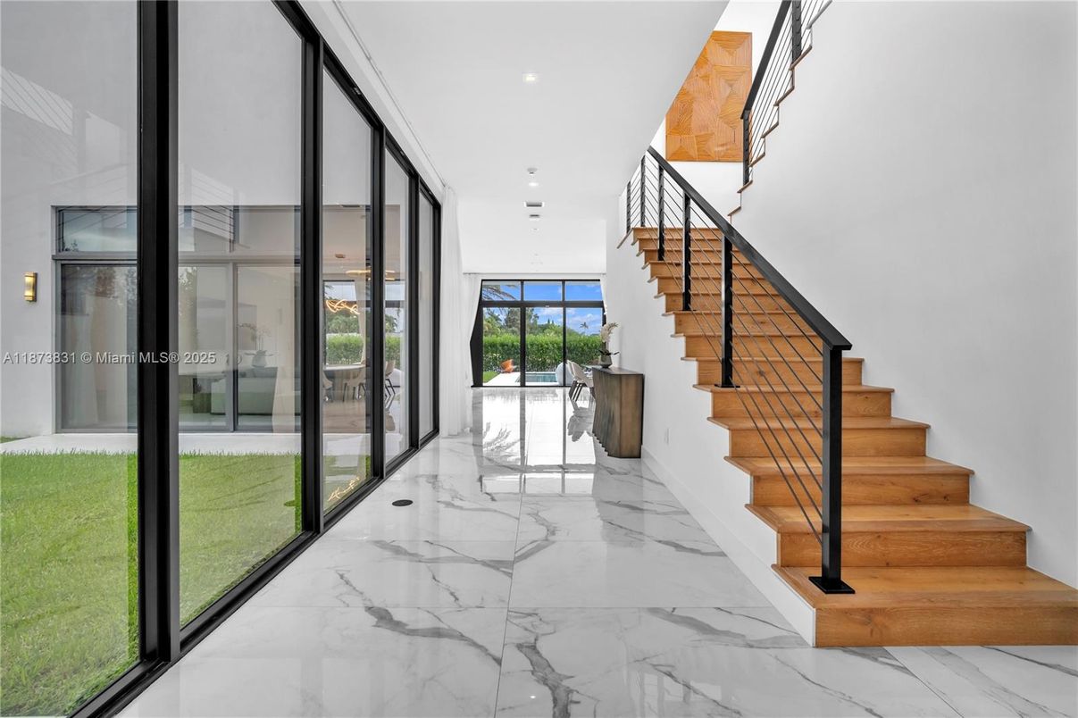 Interior, Marble, Recessed Lighting