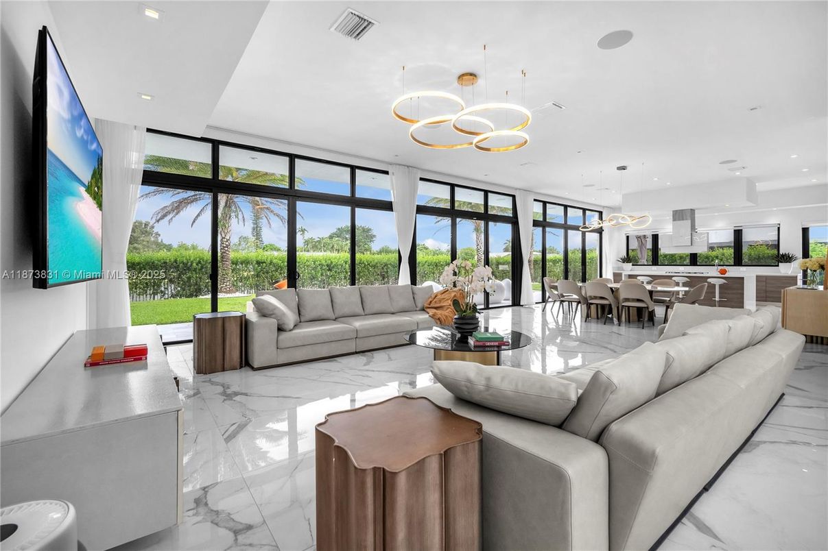 Dining room, Interior, Kitchen, Living room, Marble, Pendant Lights, Recessed Lighting, Water