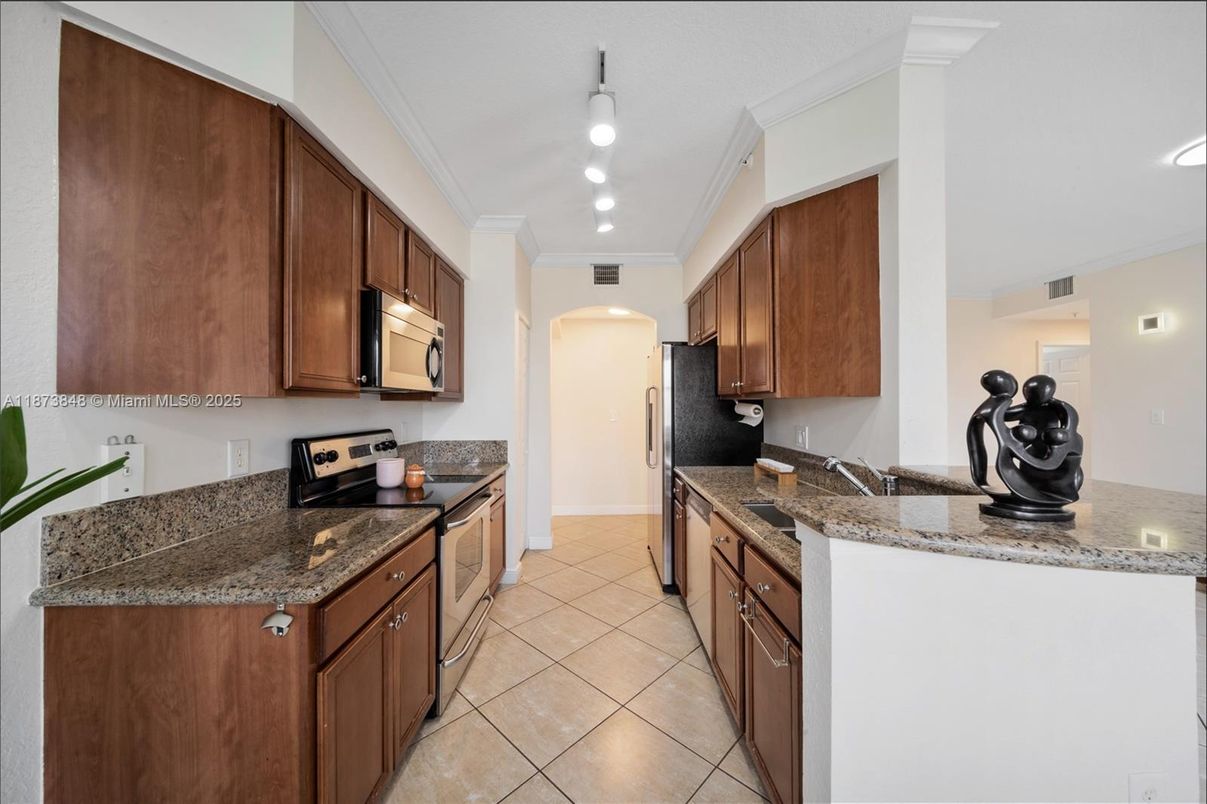 Interior, Kitchen, Recessed Lighting