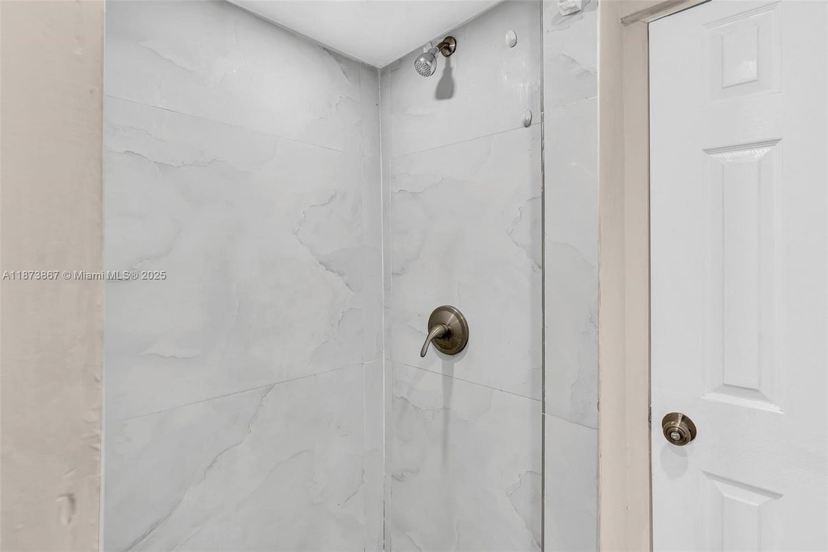 Bathroom, Interior, Marble Walls