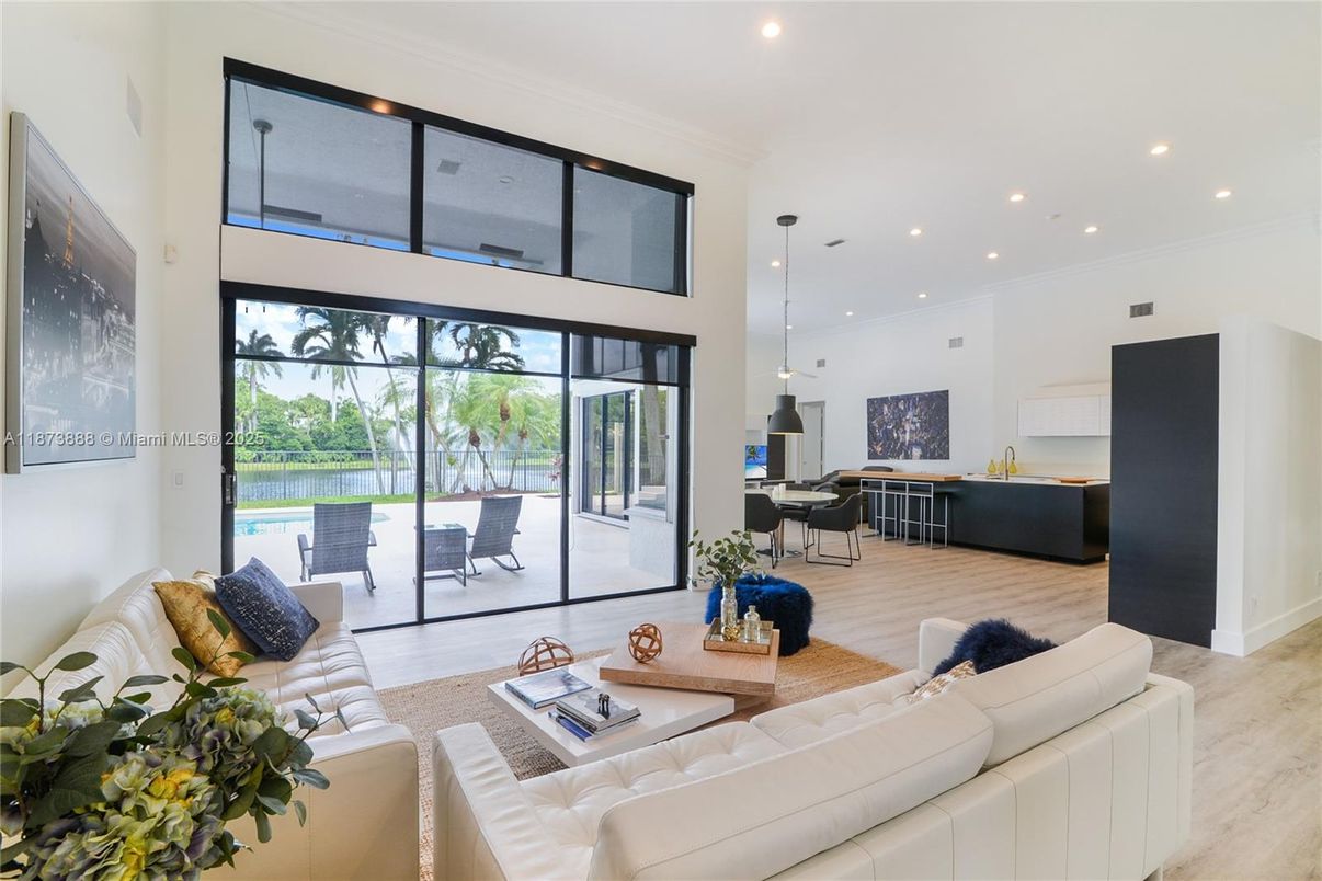 Dining room, Interior, Kitchen, Living room, Pendant Lights, Recessed Lighting, Wood Texture Flooring