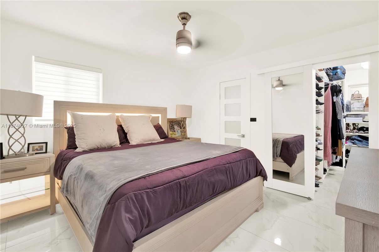 Bedroom, Interior, Marble