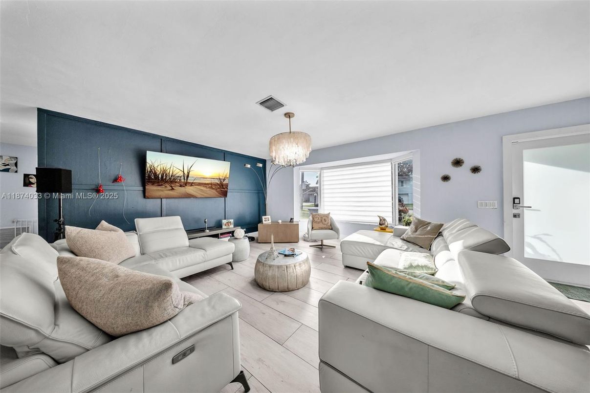 Chandelier, Interior, Living room, Pendant Lights, Wood Texture Flooring