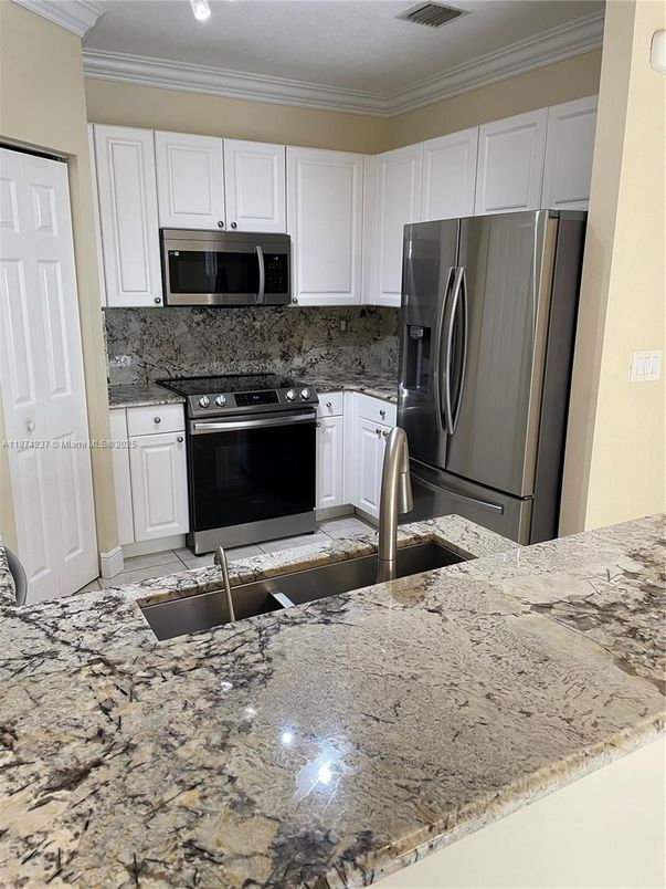 Interior, Kitchen, Stainless Steel Appliances