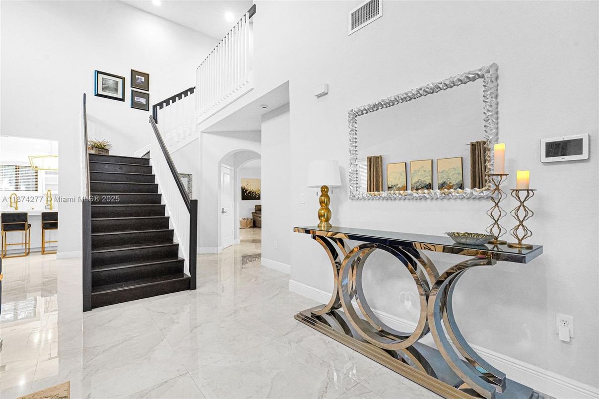 Interior, Marble, Recessed Lighting