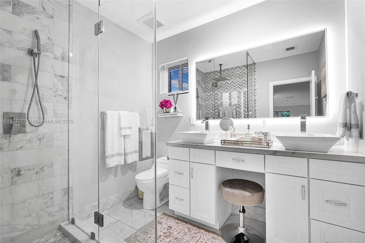 Bathroom, Dual Sink Vanities, Glass Shower, Interior, Marble Walls