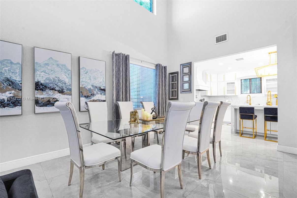 Dining room, Interior, Kitchen, Marble