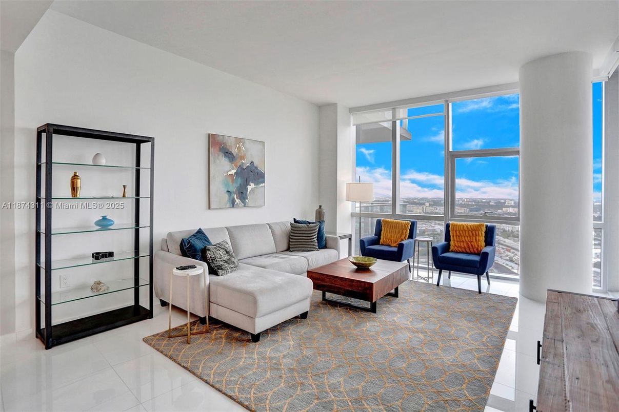 Interior, Living room, Water