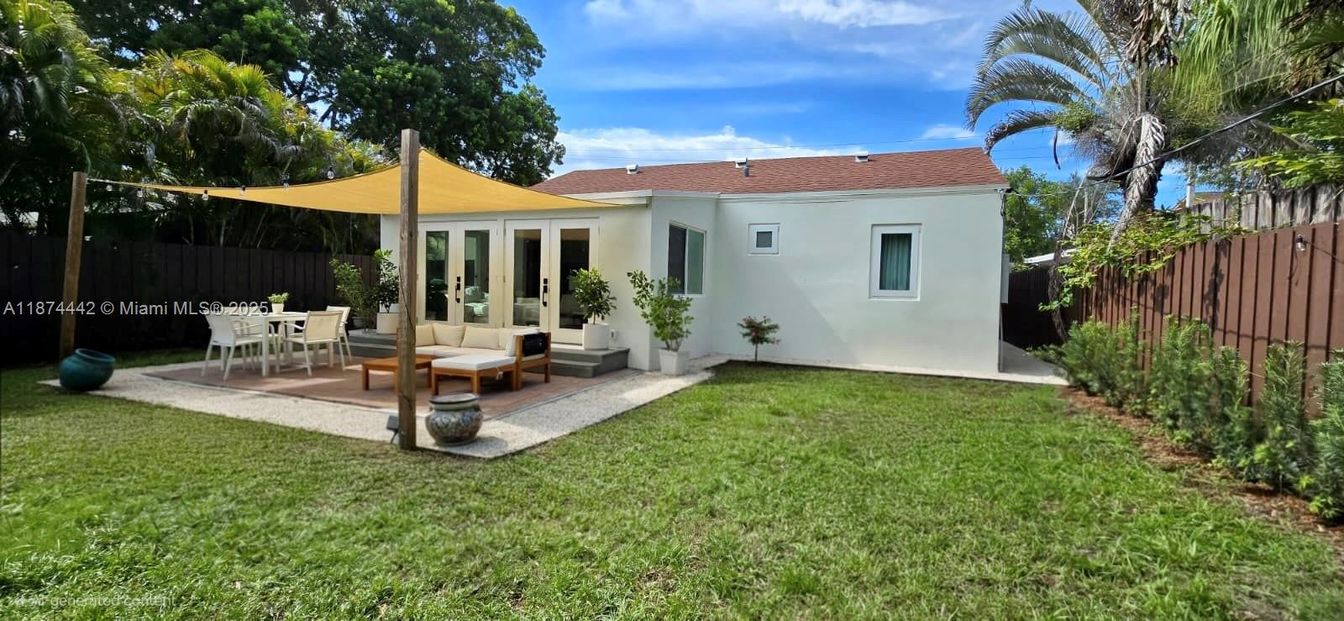 Backyard, Exterior