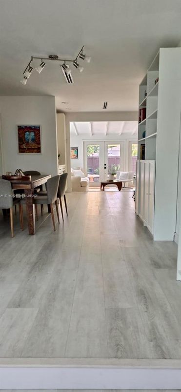 Dining room, Interior