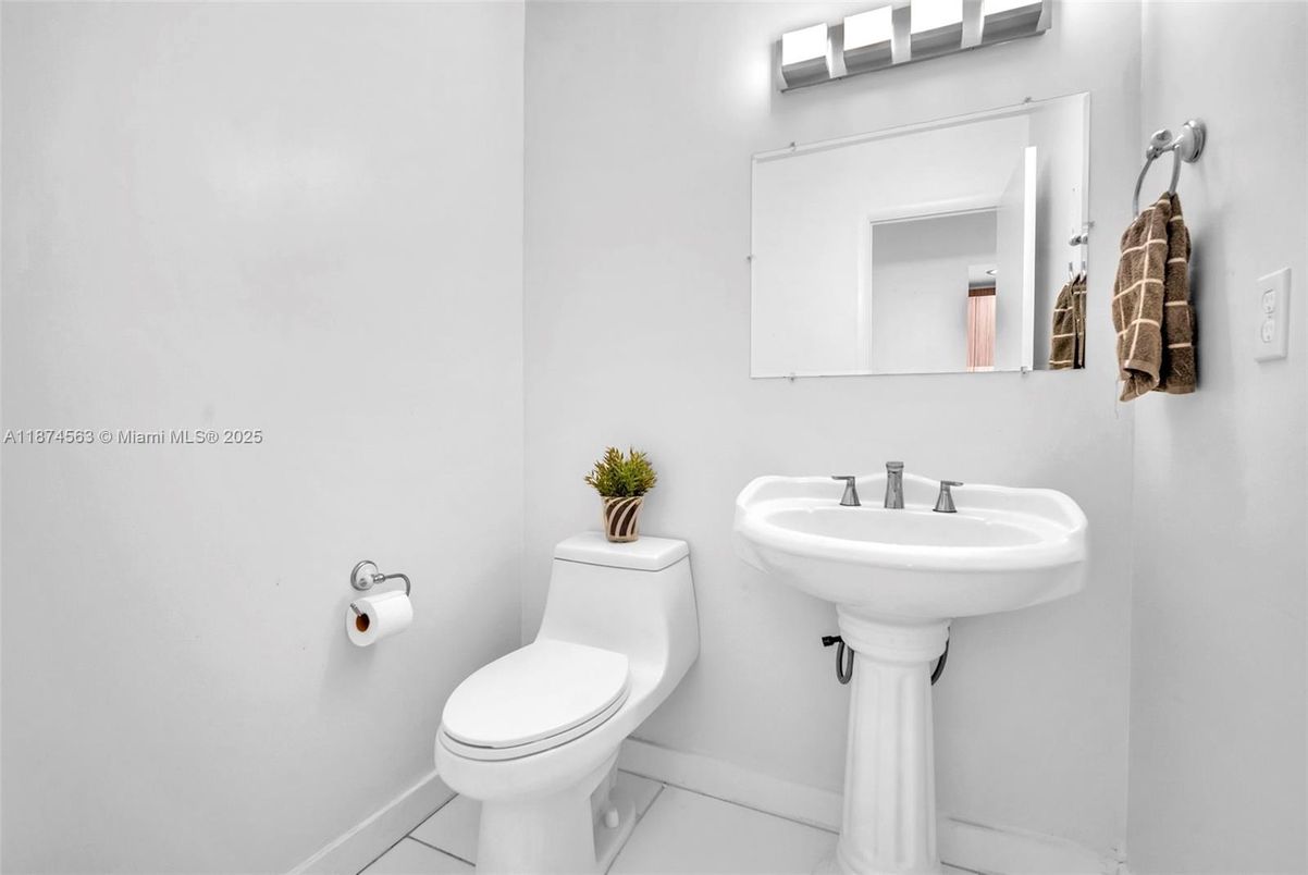 Bathroom, Interior