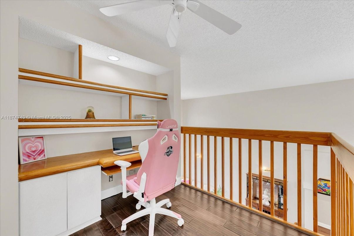 Home Office, Interior, Wood Texture Flooring