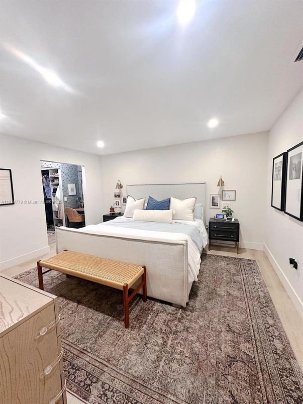 Bedroom, Interior, Recessed Lighting