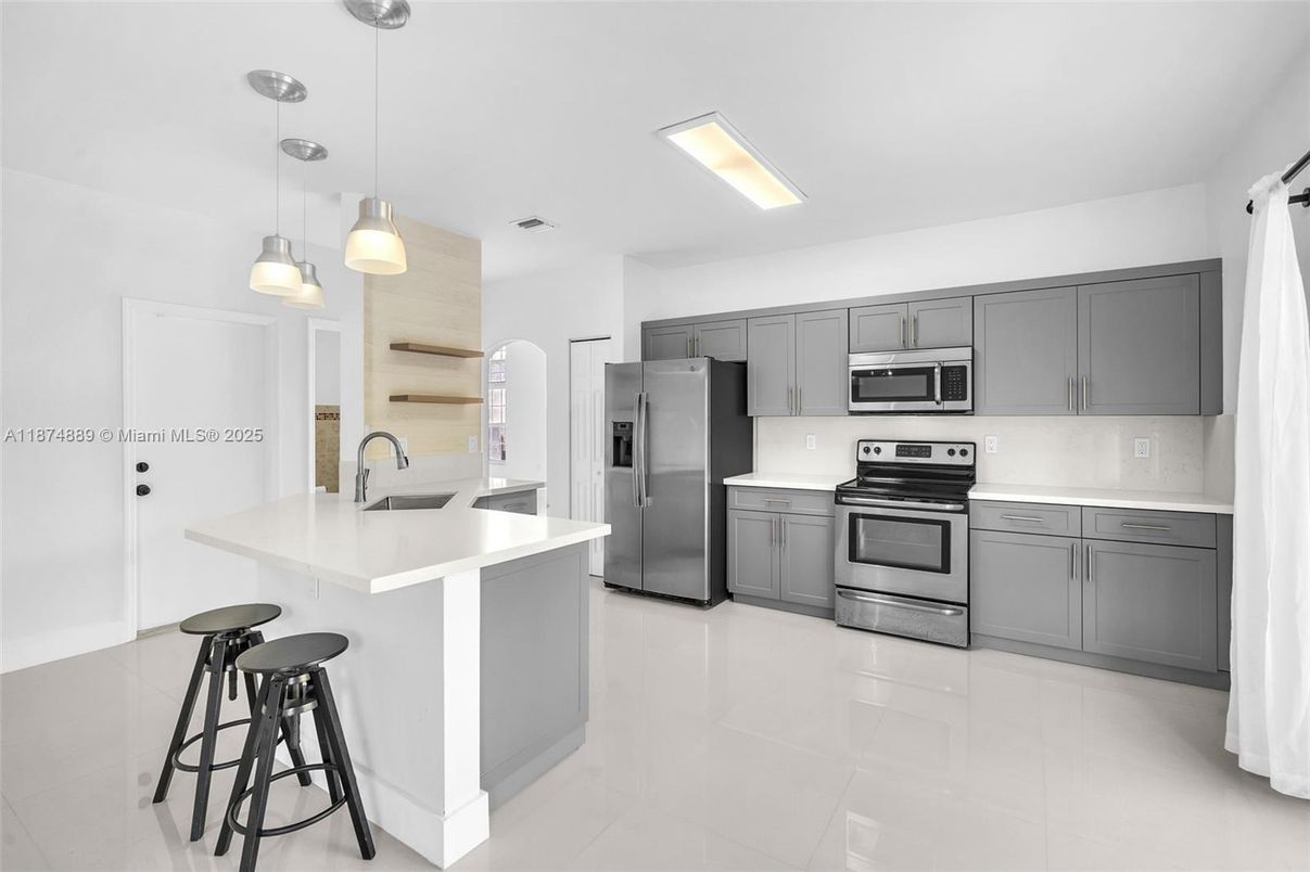 Interior, Kitchen, Pendant Lights, Stainless Steel Appliances